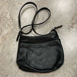 Vintage Coach | #6807 Hudson Small Zip Black Pebbled Leather Crossbody Bag